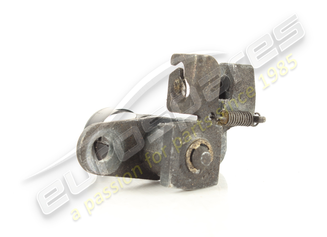 sede di blocco maserati usata (82484270). numero parte 374705340 (2)