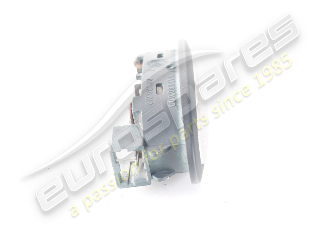 LUCE INTERNA POSTERIORE USATA MASERATI. NUMERO PARTE 383100125 (5) luce interna posteriore usata maserati. numero parte 383100125 (5)