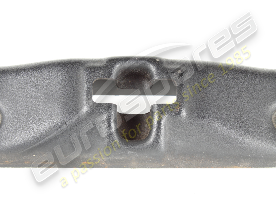 PROTEZIONE TARGA USATA MASERATI NEL BAGAGLIO COM. NUMERO PARTE 374700352 (3) protezione targa usata maserati nel bagaglio com. numero parte 374700352 (3)