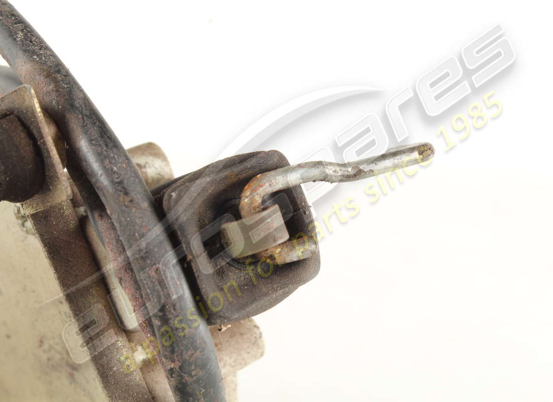 dispositivo di chiusura centralizzata ferrari usato. numero parte 61811300 (2)