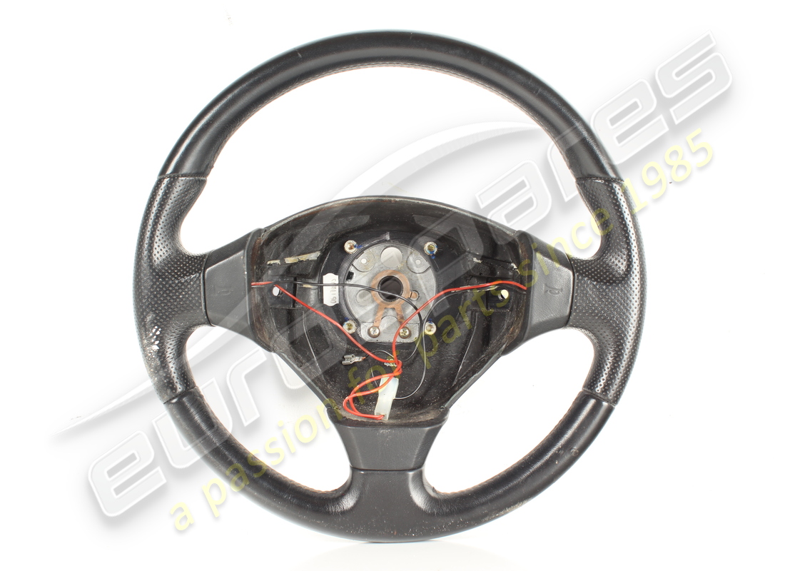 VOLANTE COMPLETO Ferrari USATO. NUMERO PARTE 165021 (1)