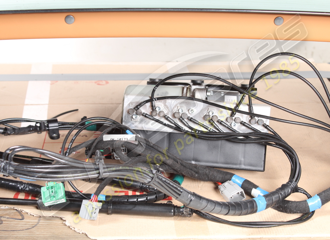 usato ferrari rht completo. numero parte 82956771 (8)