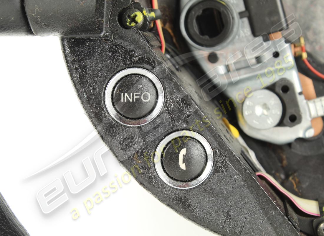 VOLANTE MASERATI NERO USATO. NUMERO PARTE 981340100 (3) volante maserati nero usato. numero parte 981340100 (3)