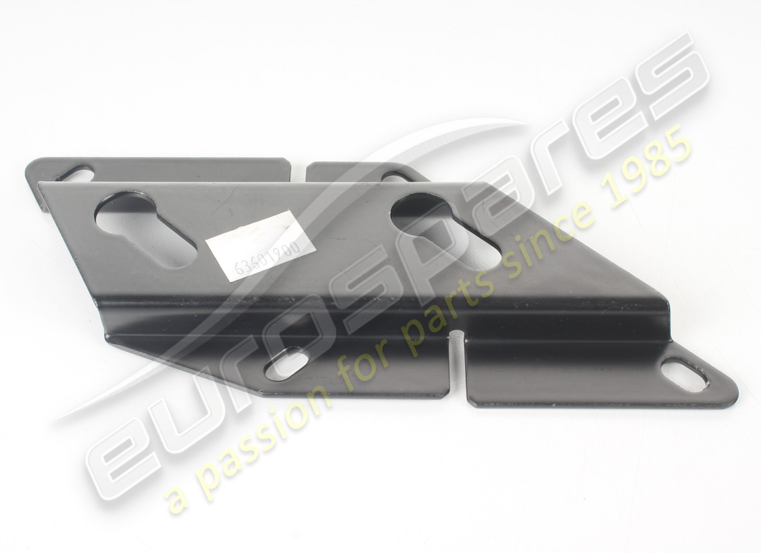 nuova ferrari piastra dx per fissaggio ruota. numero parte 63601900 (2)