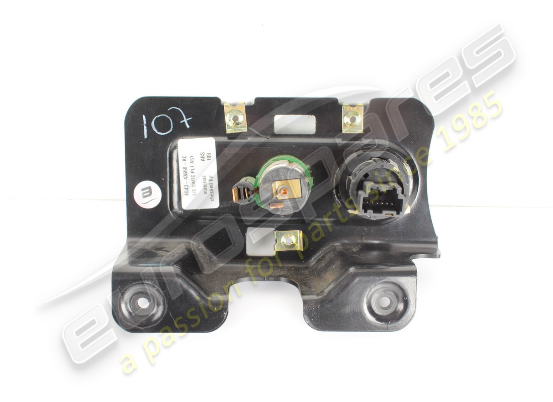 gruppo piastra aston martin usato, interruttore vano bagagli. numero parte 4g4343660aa (2)