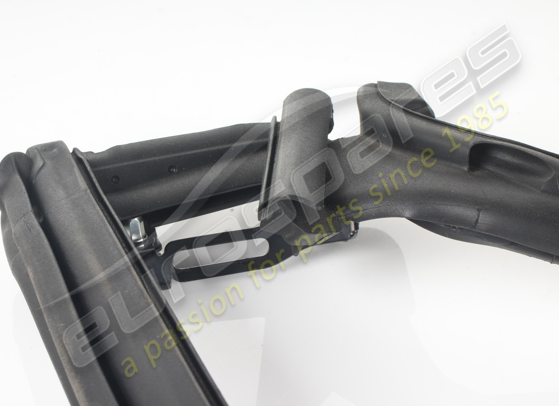 usato ferrari guarnizione contorno porta s. numero parte 788058 (2)