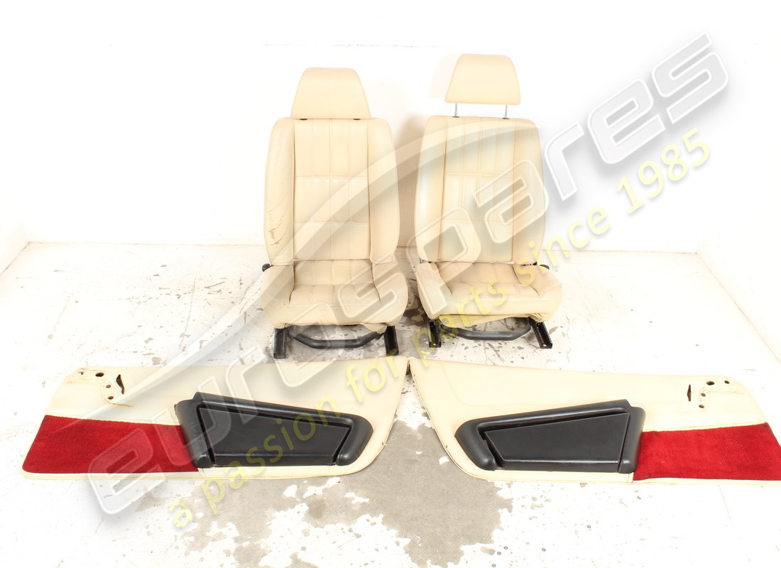 INTERNI Eurospares Ferrari 328 USATI. NUMERO PARTE EAP1225968 (1)