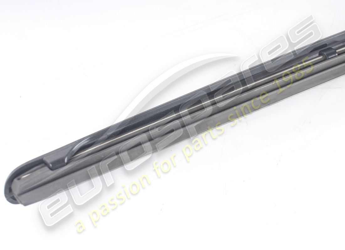 TERGICRISTALLO LATO GUIDA USATO FERRARI. NUMERO PARTE 83994400 (3) tergicristallo lato guida usato ferrari. numero parte 83994400 (3)