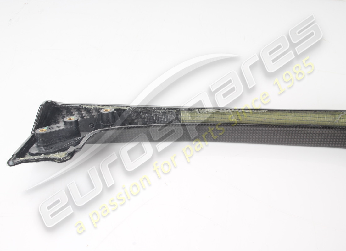 usato ferrari mobiletto ant. sup.sx carbon. numero parte 765883 (5)