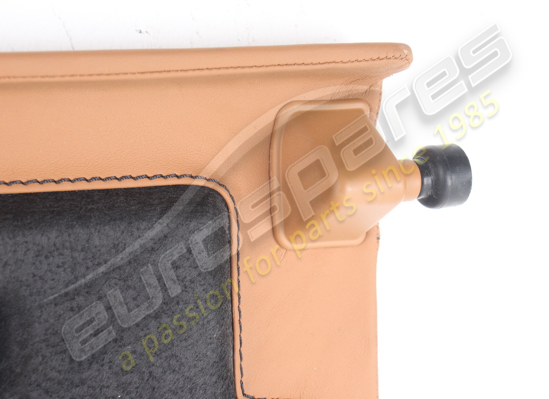 ripiani portapacchi anteriori danneggiati ferrari. numero parte 88485000 (6)