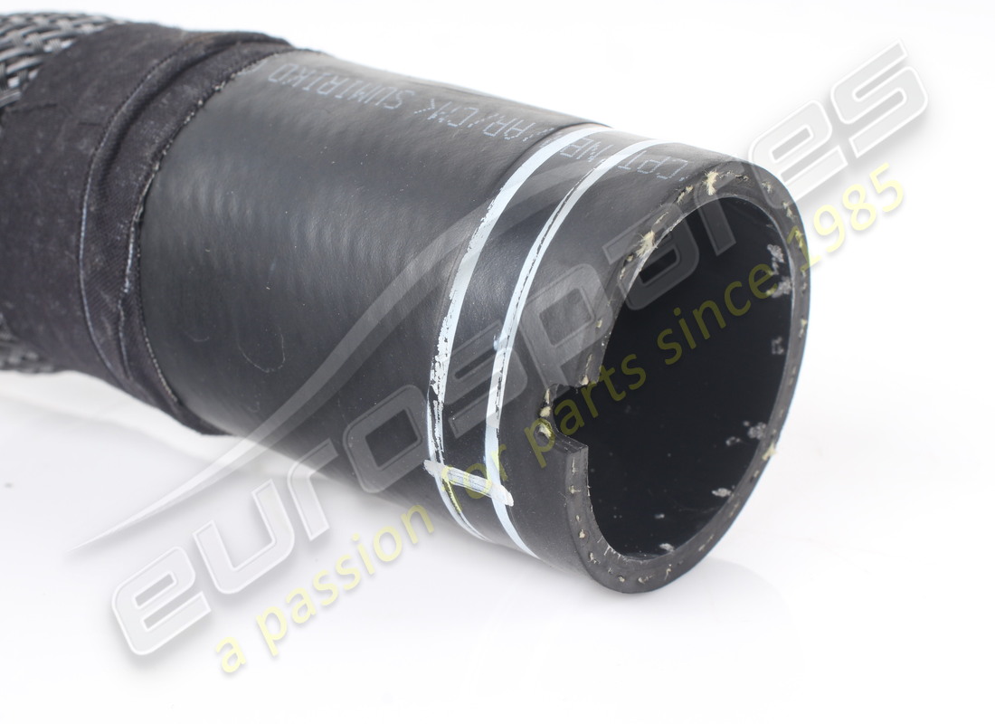 USATO FERRARI MANICOTTO DOPPIO DIAMETRO DX. NUMERO PARTE 983355 (2) usato ferrari manicotto doppio diametro dx. numero parte 983355 (2)