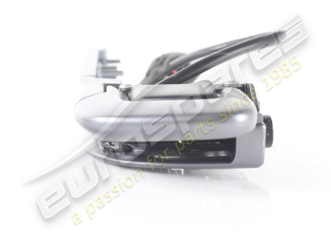 USATA FERRARI MANIGLIA PORTA SX COMPLETA. NUMERO PARTE 88553700 (7) usata ferrari maniglia porta sx completa. numero parte 88553700 (7)