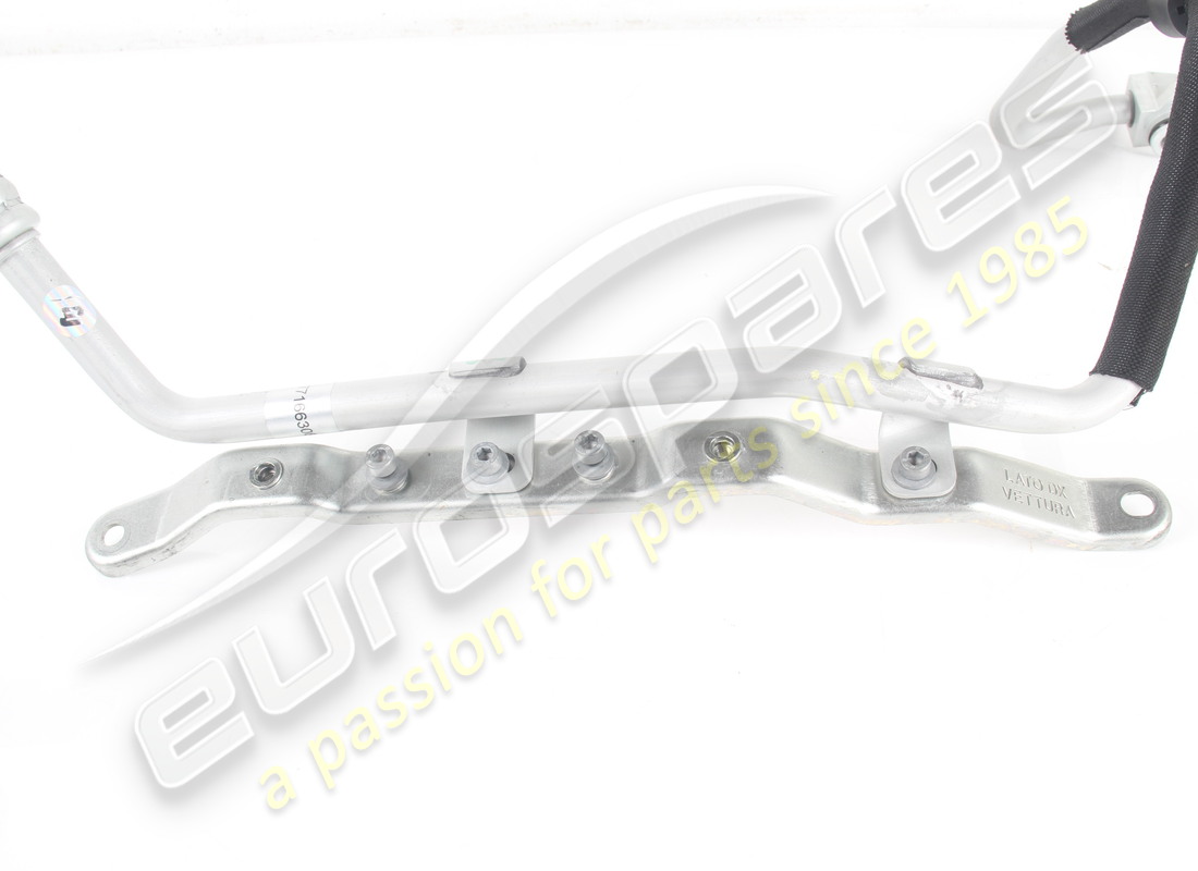 usato ferrari tubo uscita p2. numero parte 771663 (3)
