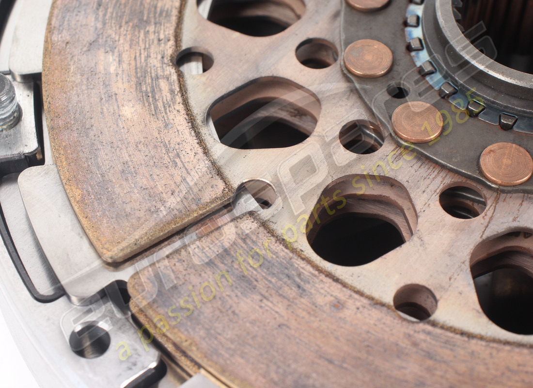 USATO FERRARI GRUPPO FRIZIONE. NUMERO PARTE 774482 (5) usato ferrari gruppo frizione. numero parte 774482 (5)