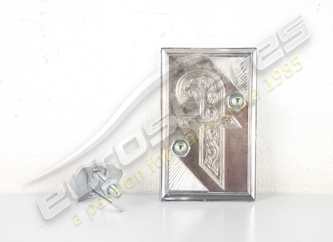 nuovo eurospares distintivo pininfarina con motivo a corona. numero parte 2394432402 (4)