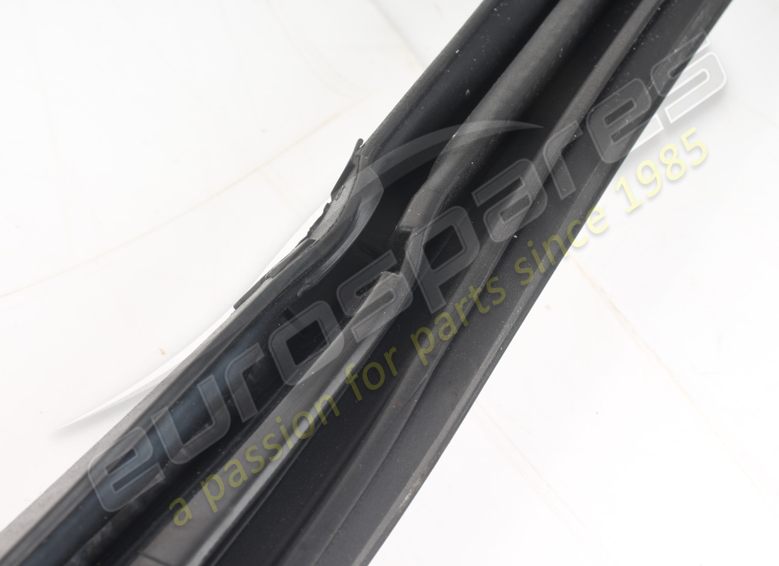 used ferrari guarnizione anello parabrez. part number 788049 (5)