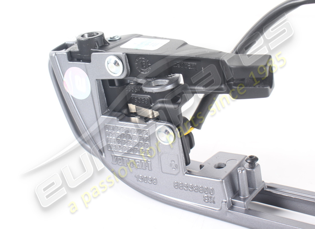 USATA FERRARI MANIGLIA PORTA SX COMPLETA. NUMERO PARTE 88553700 (5) usata ferrari maniglia porta sx completa. numero parte 88553700 (5)