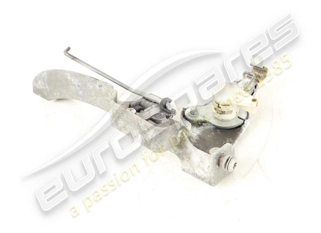 used maserati lh front door handle box. part number 68001900 (1)