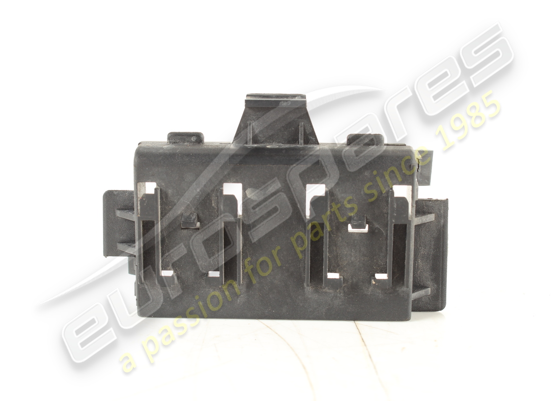 COPERTURA Maserati USATA. NUMERO PARTE 60616507 (1)