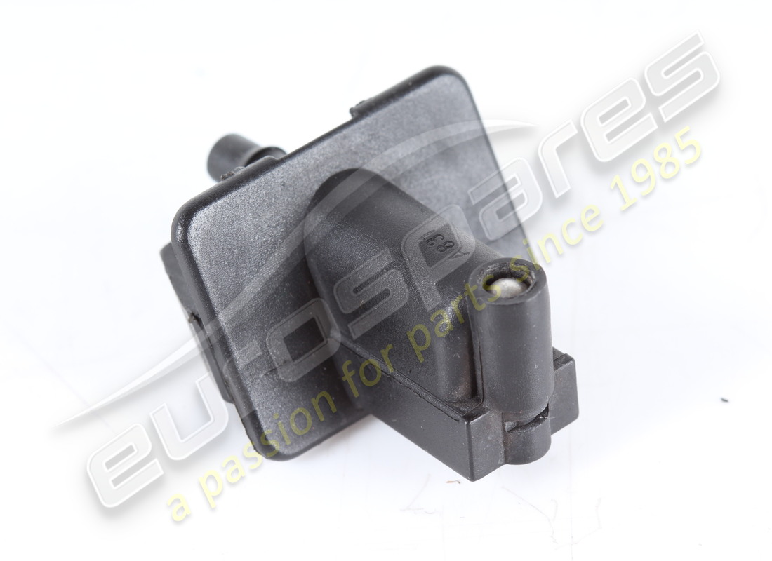 UGELLO SPRUZZINO USATO Ferrari . NUMERO PARTE 84019400 (1)