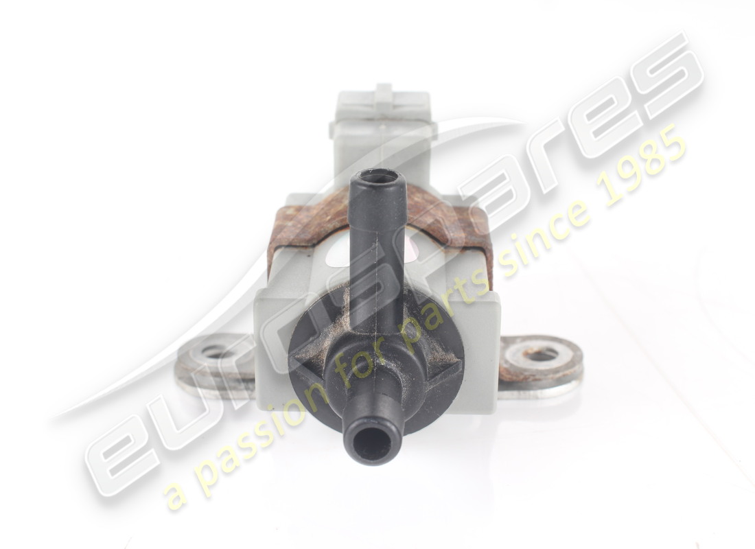 VALVOLA FERRARI USATA. NUMERO PARTE 178309 (3) valvola ferrari usata. numero parte 178309 (3)