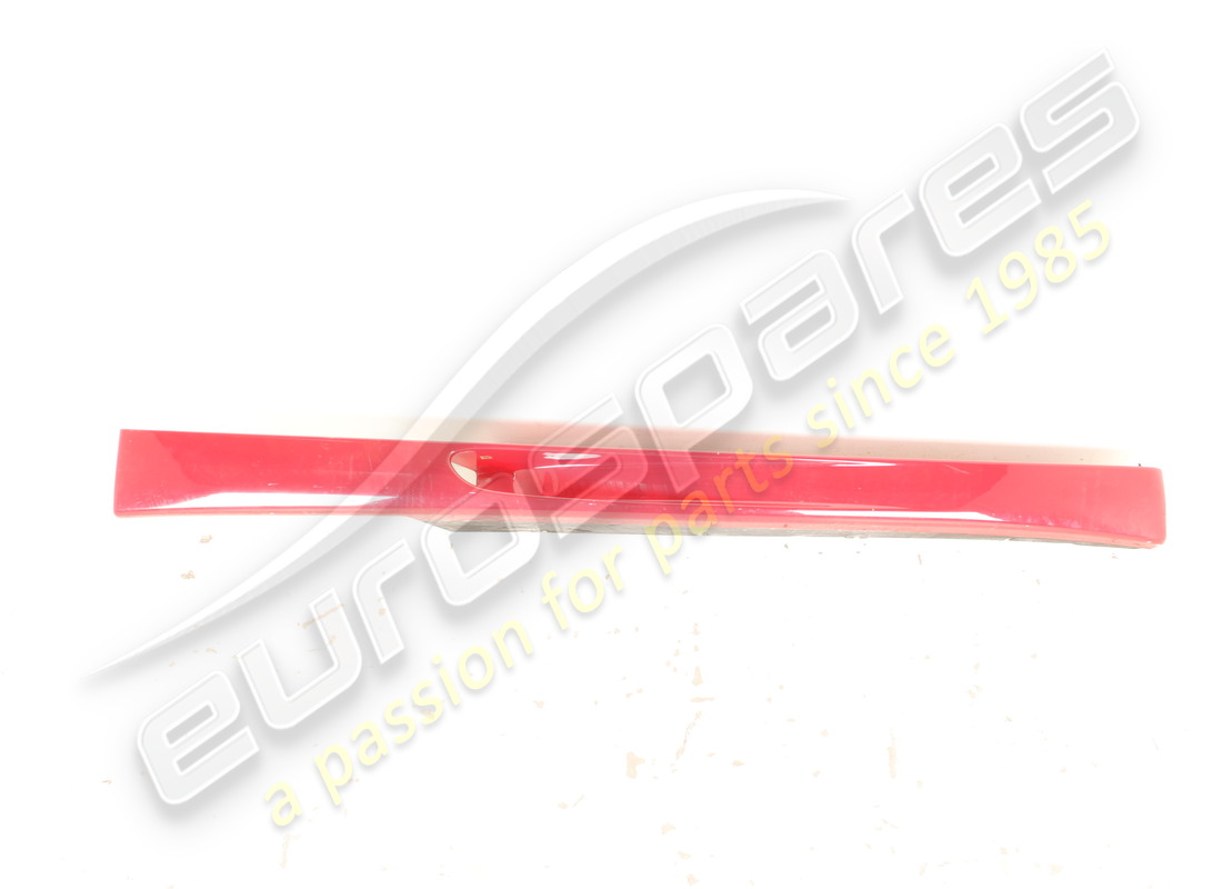 RIVESTIMENTO Ferrari USATO PER MEMBRO LATERALE DESTRO . NUMERO PARTE 64101110 (1)