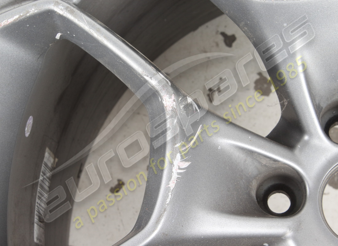 ruota posteriore lamborghini usata. numero parte 4t0601017a (4)