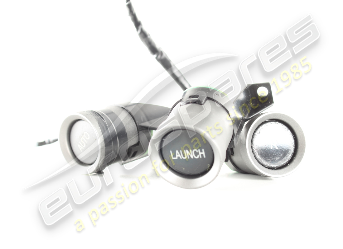 USATO FERRARI SET DI 3 F1 BOTTONI. NUMERO PARTE 260993 (2) usato ferrari set di 3 f1 bottoni. numero parte 260993 (2)