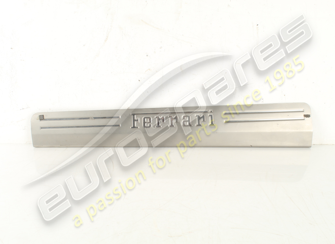 usato ferrari pedana destra. numero parte 81361800 (2)