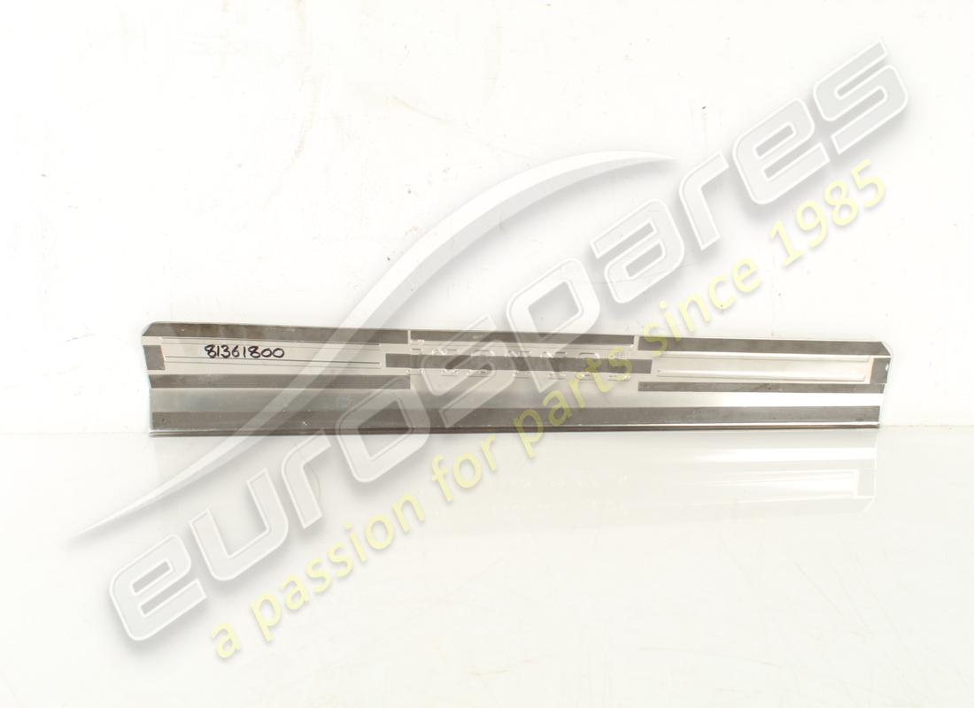 usato ferrari pedana destra. numero parte 81361800 (4)