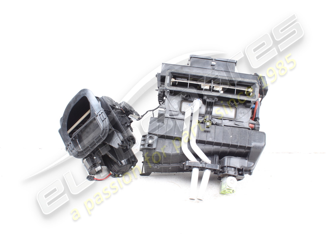 UNITÀ HVAC Lamborghini USATA. NUMERO PARTE 471820005 (1)