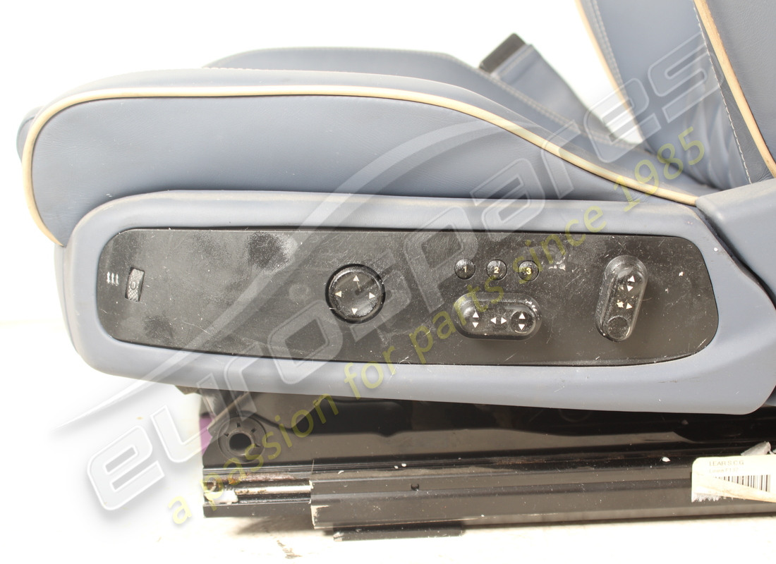 SET DI SEDILI USATI FERRARI. NUMERO PARTE EAP1490262 (6) set di sedili usati ferrari. numero parte eap1490262 (6)