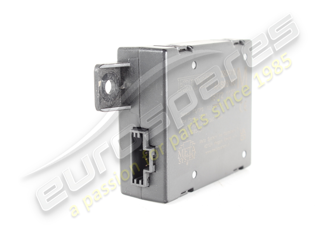 splitter usb ferrari usato. numero parte 337571 (5)