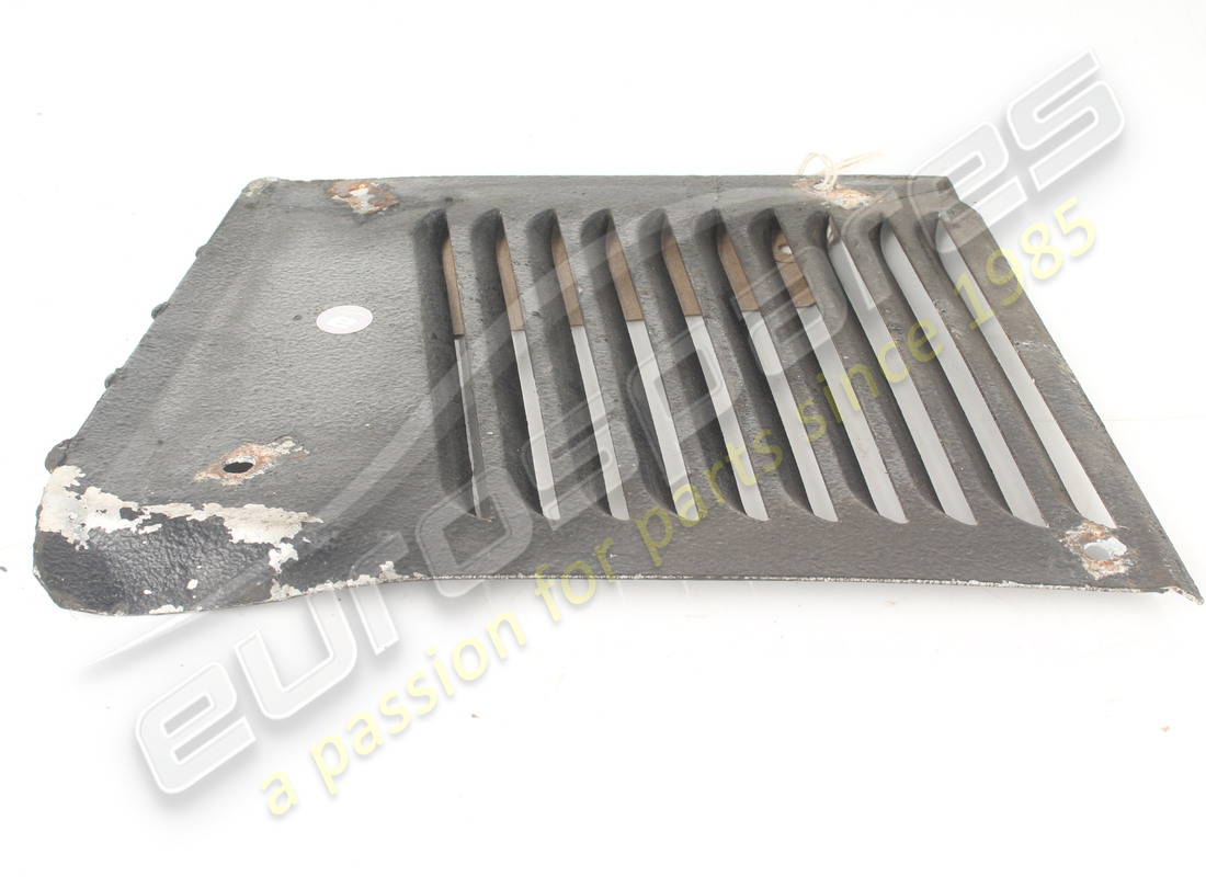 GRIGLIA PARAFANGO ANTERIORE INTERNA SINISTRA USATA FERRARI. NUMERO PARTE 62492400 (3) griglia parafango anteriore interna sinistra usata ferrari. numero parte 62492400 (3)