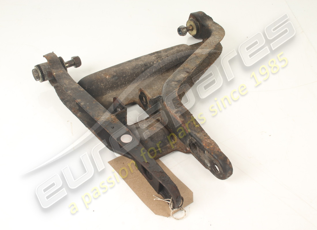 USED FERRARI RH FRONT SUSPENSION LOWER LEVER . PART NUMBER 115706 (1)