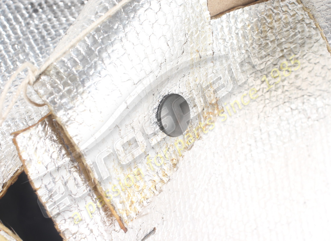 SCUDO CALORE FERRARI USATO. NUMERO PARTE 769500 (4) scudo calore ferrari usato. numero parte 769500 (4)