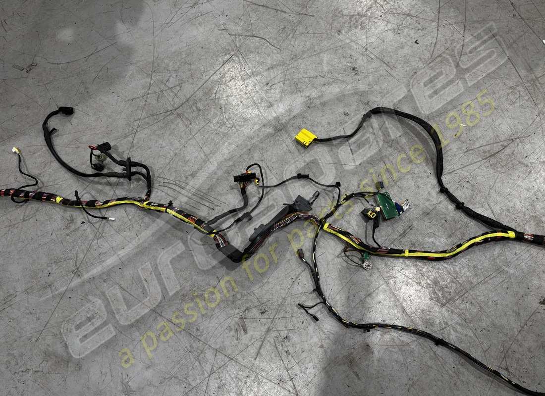 set di cavi danneggiato porsche. numero parte paa992019 (8)