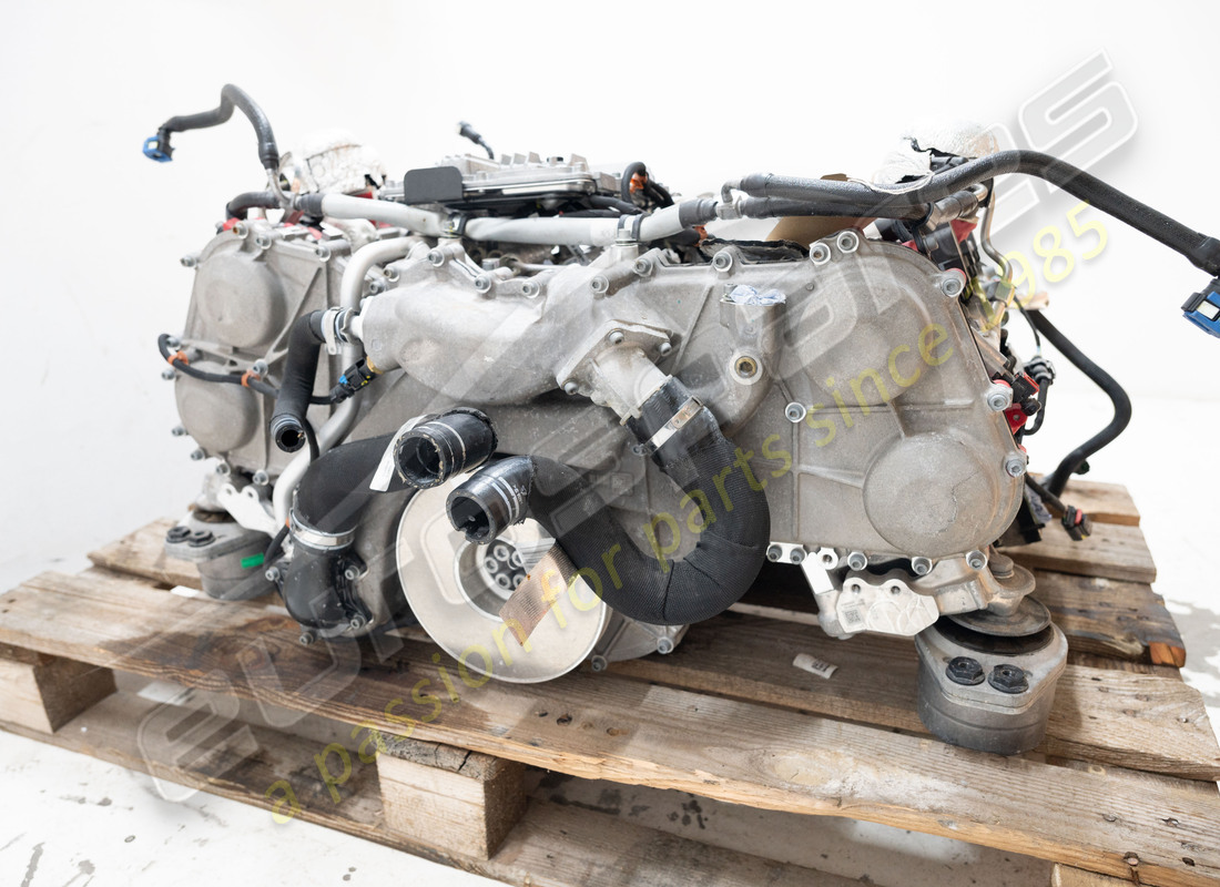 motore completo ferrari usato. numero parte 985000364 (2)