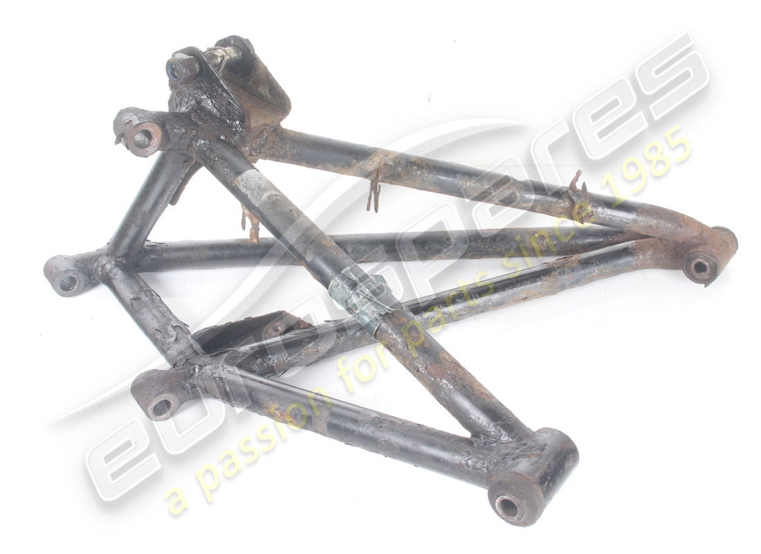 USATO Maserati SOSPENSIONE POSTERIORE BRACCIO DESTRO . NUMERO PARTE 377000102 (1)