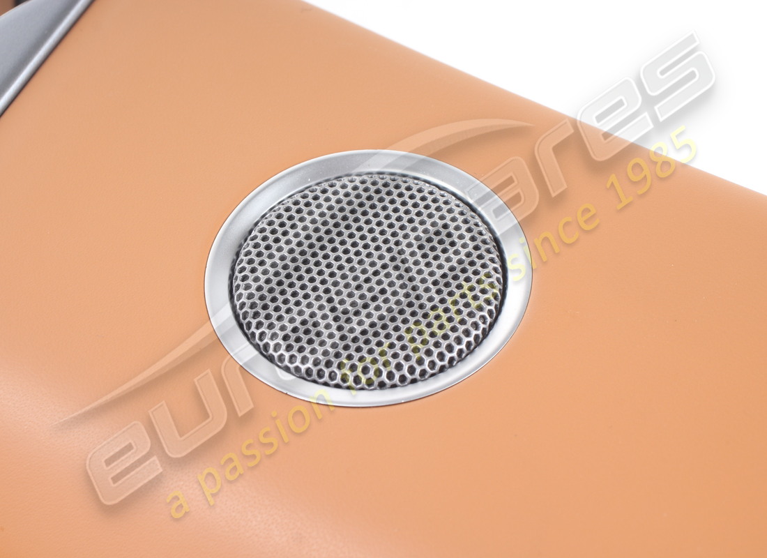 RIFINITURA MONTANTE CENTRALE SINISTRO USATA FERRARI. NUMERO PARTE 804155 (3) rifinitura montante centrale sinistro usata ferrari. numero parte 804155 (3)