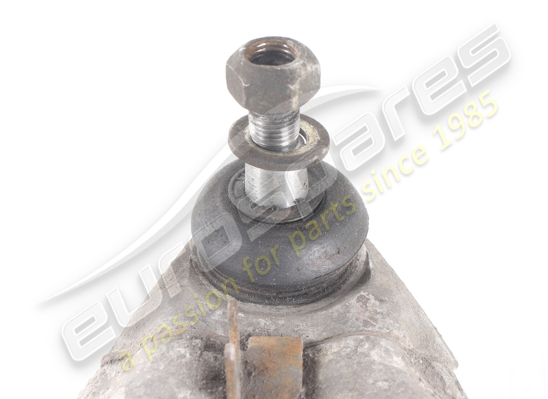 USATO MASERATI BRACCIO SUPERIORE DELLA SOSPENSIONE ANTERIORE. NUMERO PARTE 386600028 (3) usato maserati braccio superiore della sospensione anteriore. numero parte 386600028 (3)