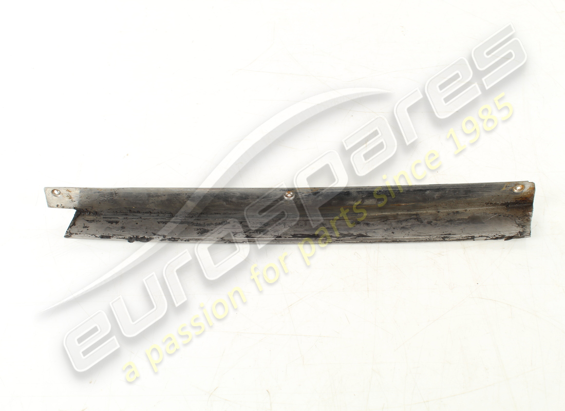 usato ferrari modanatura destra. numero parte 2554260108 (2)