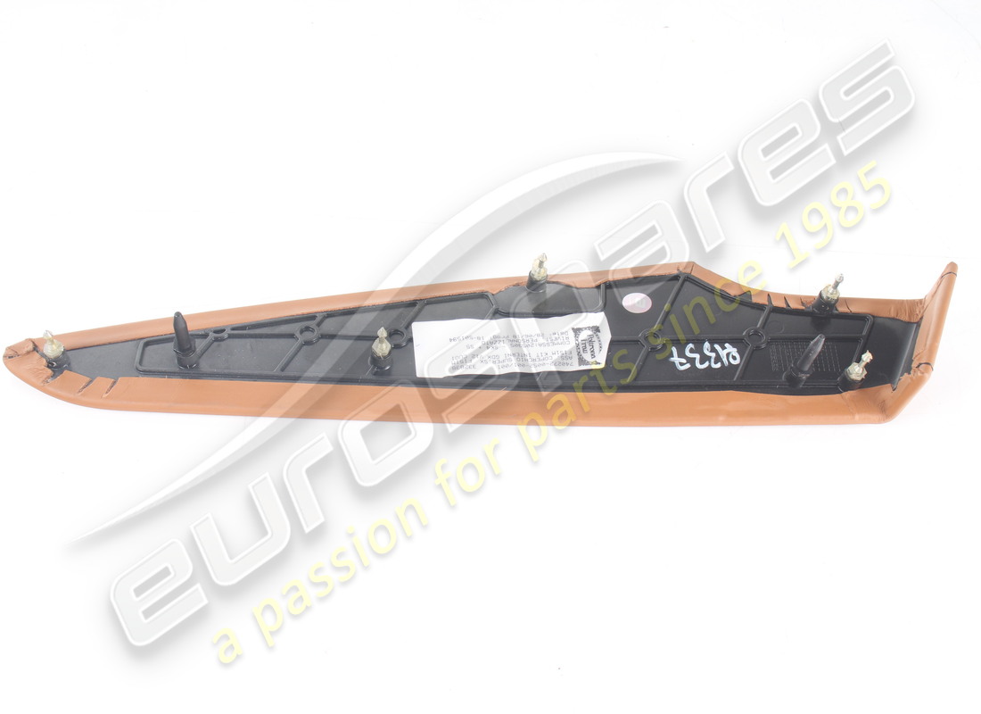 USATO FERRARI COPERCHIO SUPERIORE SX CS. NUMERO PARTE 87884300 (3) usato ferrari coperchio superiore sx cs. numero parte 87884300 (3)