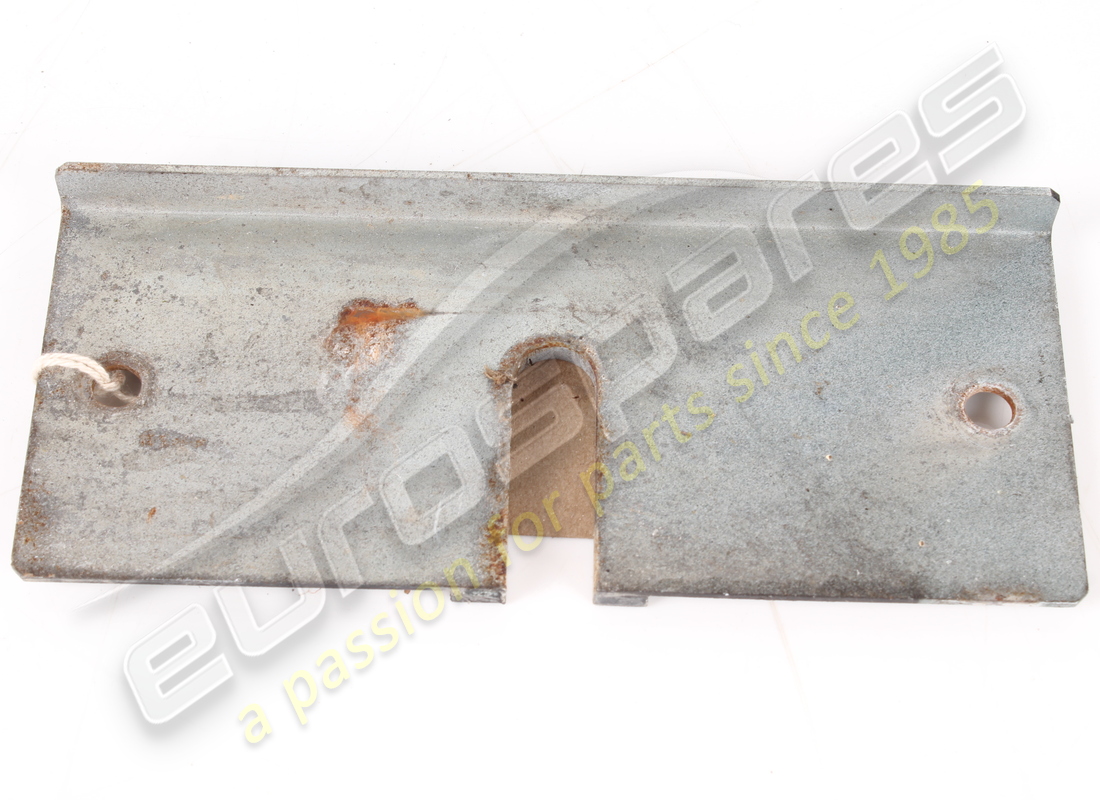 staffa laterale per paraurti usata ferrari. numero parte 65270200 (2)