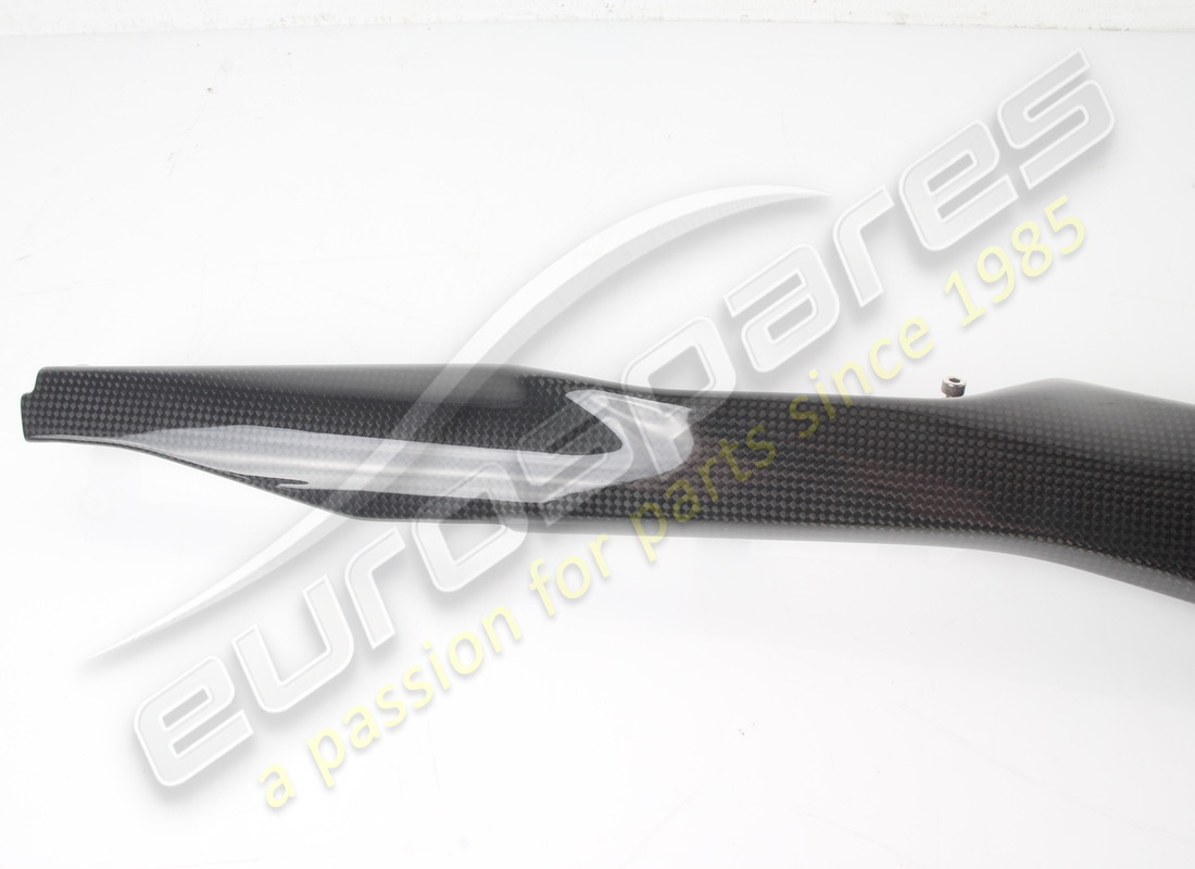 usato ferrari mobiletto ant. sup.dx carbon. numero parte 791066 (2)