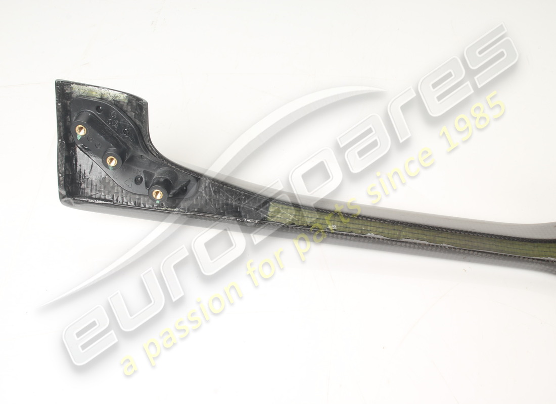 usato ferrari mobiletto ant. sup.dx carbon. numero parte 791066 (5)