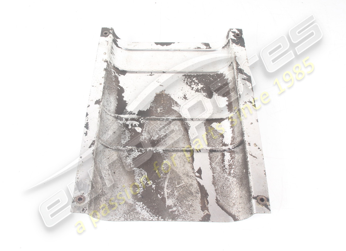 paratia usata maserati. numero parte 379000137 (2)