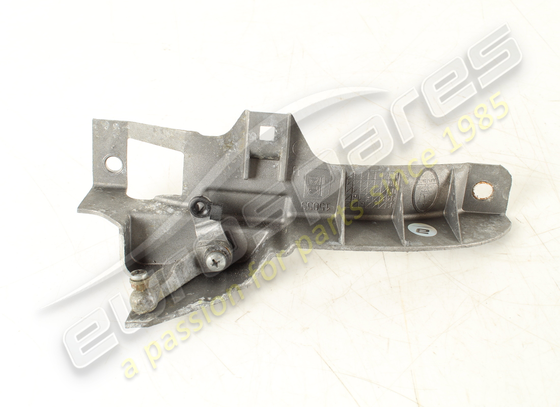 SCATOLA MANIGLIA PORTA POSTERIORE DX USATA MASERATI. NUMERO PARTE 67865600 (2) scatola maniglia porta posteriore dx usata maserati. numero parte 67865600 (2)