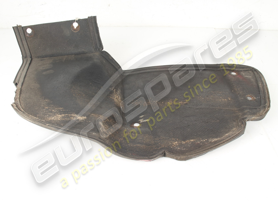 PARAURTI ANTERIORE DESTRO USATO Ferrari RHD GTS . NUMERO PARTE 61870600 (1)