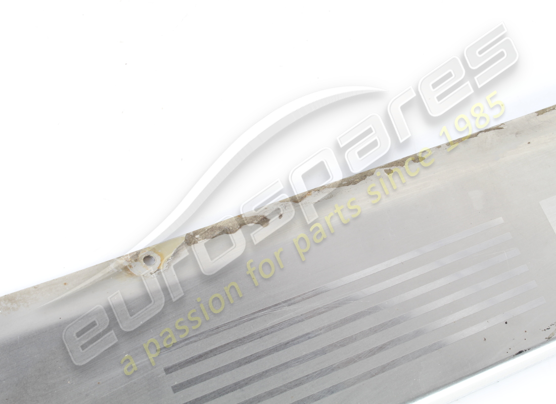 BATTITACCO ANTERIORE SINISTRO CROMATO USATO MASERATI. NUMERO PARTE 378305311 (2) battitacco anteriore sinistro cromato usato maserati. numero parte 378305311 (2)